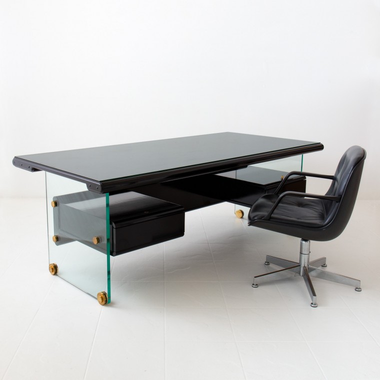 Executive Desk by Tosi
