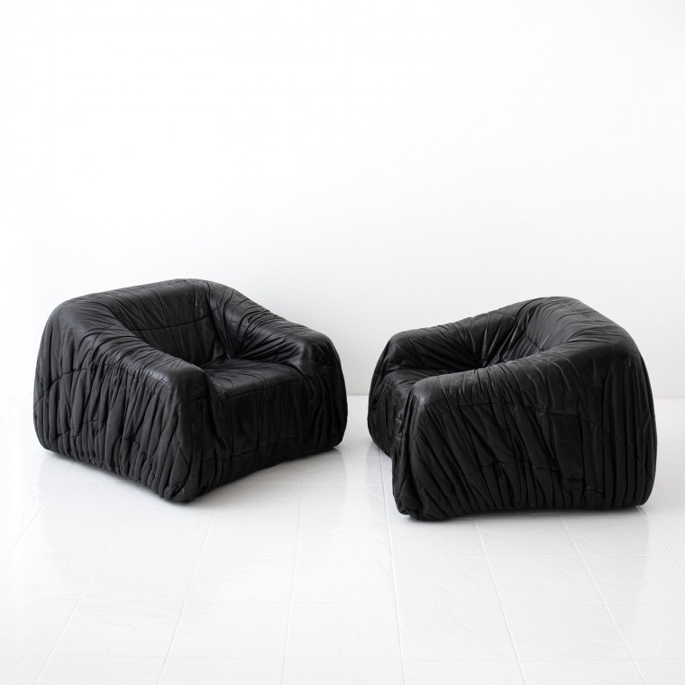 'Piumino' Lounge Chairs by Dell'Oca